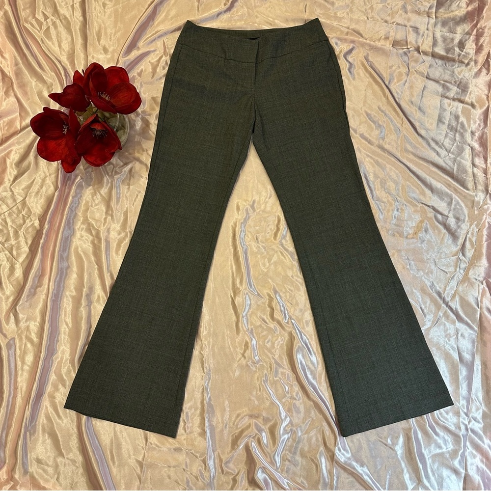 🌹EXPRESS DESIGN STUDIO • 90’s Y2K Dark Gray Flare Dress Pants • EUC